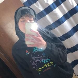 Meet your Posher, Caleb